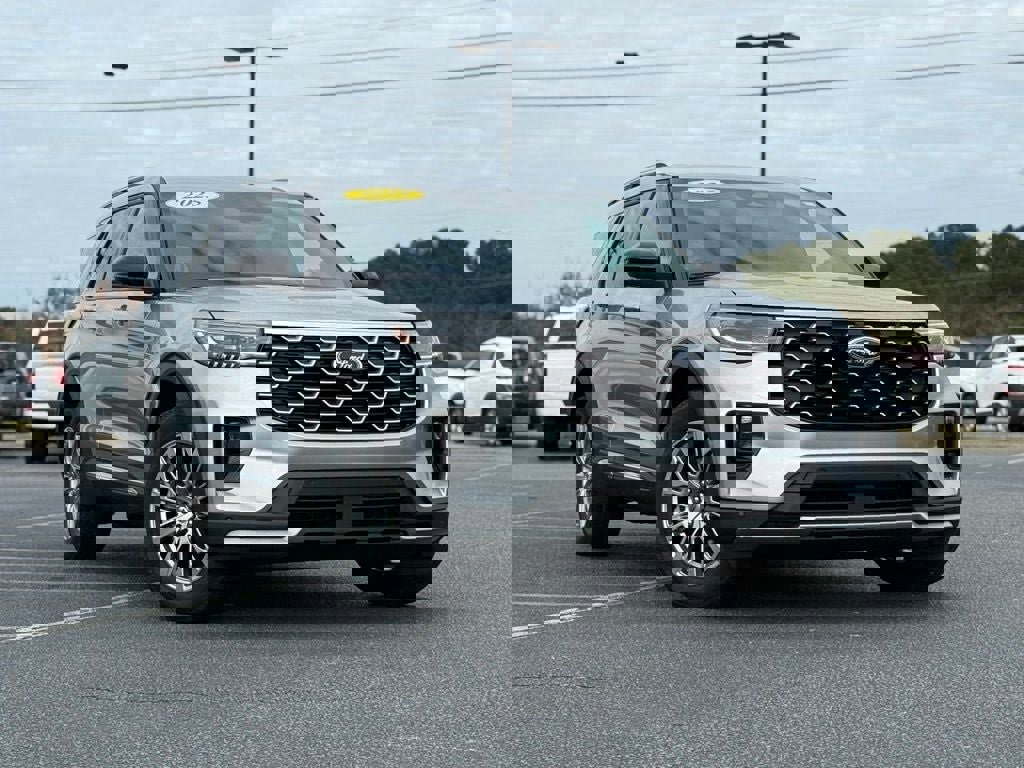 Certified 2025 Ford Explorer Platinum image 2