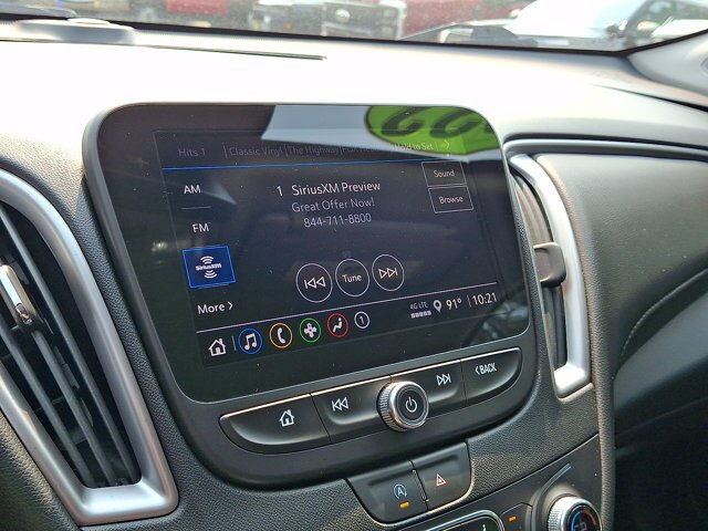 Used 2022 Chevrolet Malibu LT w/ Leather Package FWD image 6