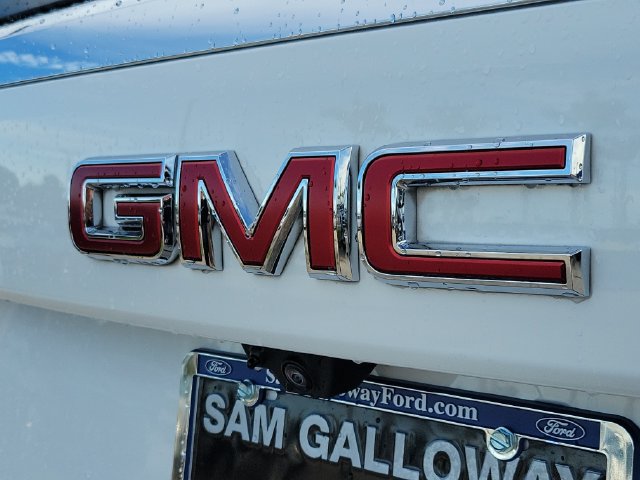 Used 2025 GMC Yukon XL Elevation RWD image 8