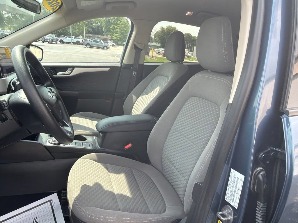 Certified 2020 Ford Escape SE FWD image 12