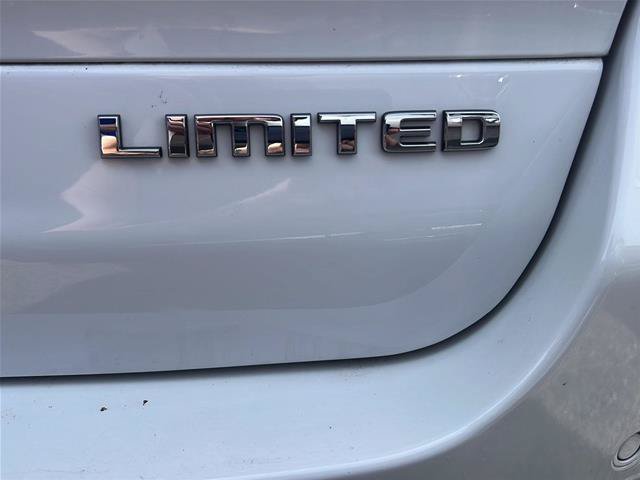 Used 2021 Jeep Grand Cherokee L Limited w/ Trailer Tow Group (B) AWD/4WD image 16