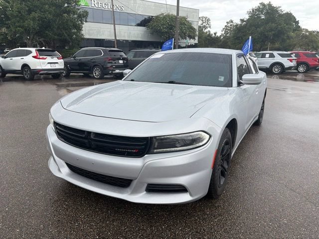 Used 2022 Dodge Charger SXT RWD image 4