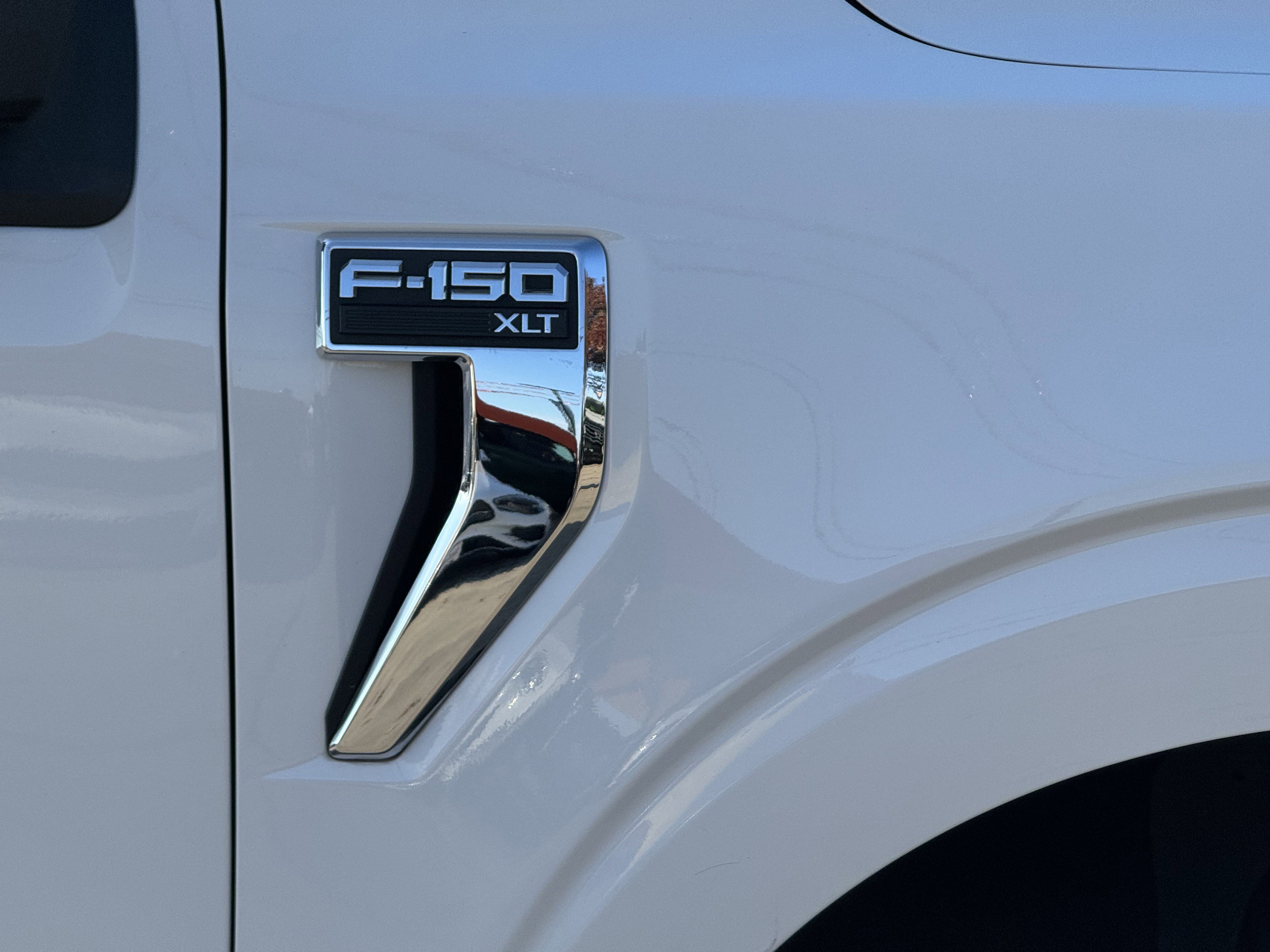 Certified 2021 Ford F150 XLT w/ Equipment Group 302A High image 9