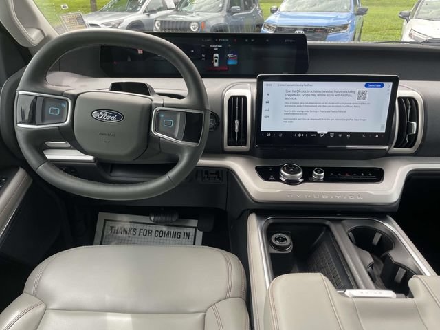 Certified 2025 Ford Expedition Active AWD/4WD image 13