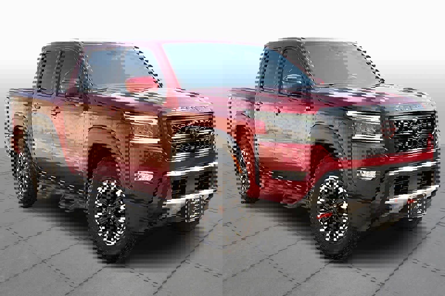 Used 2023 Nissan Frontier Pro-X w/ Pro Convenience Package image 3