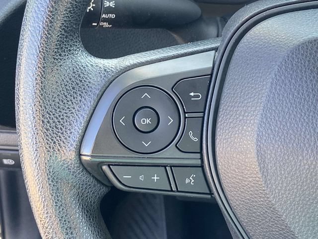 Used 2021 Toyota Corolla LE FWD image 19