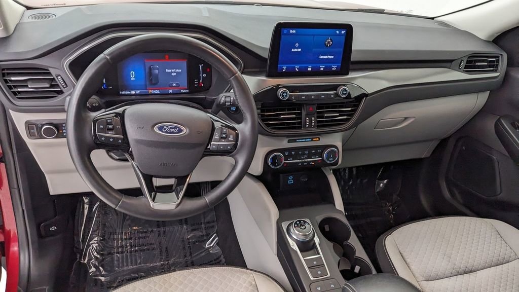 Certified 2023 Ford Escape Active image 3