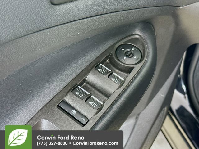Certified 2019 Ford Escape Titanium AWD/4WD image 18