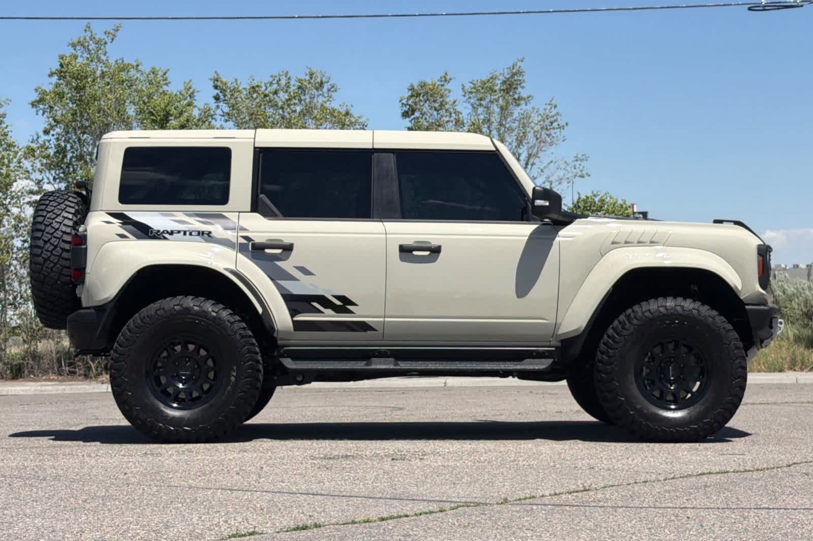 Certified 2026 Ford Bronco Raptor AWD/4WD image 8
