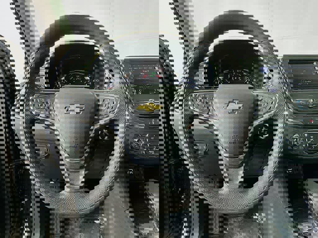 Used 2023 Chevrolet Equinox LT image 19