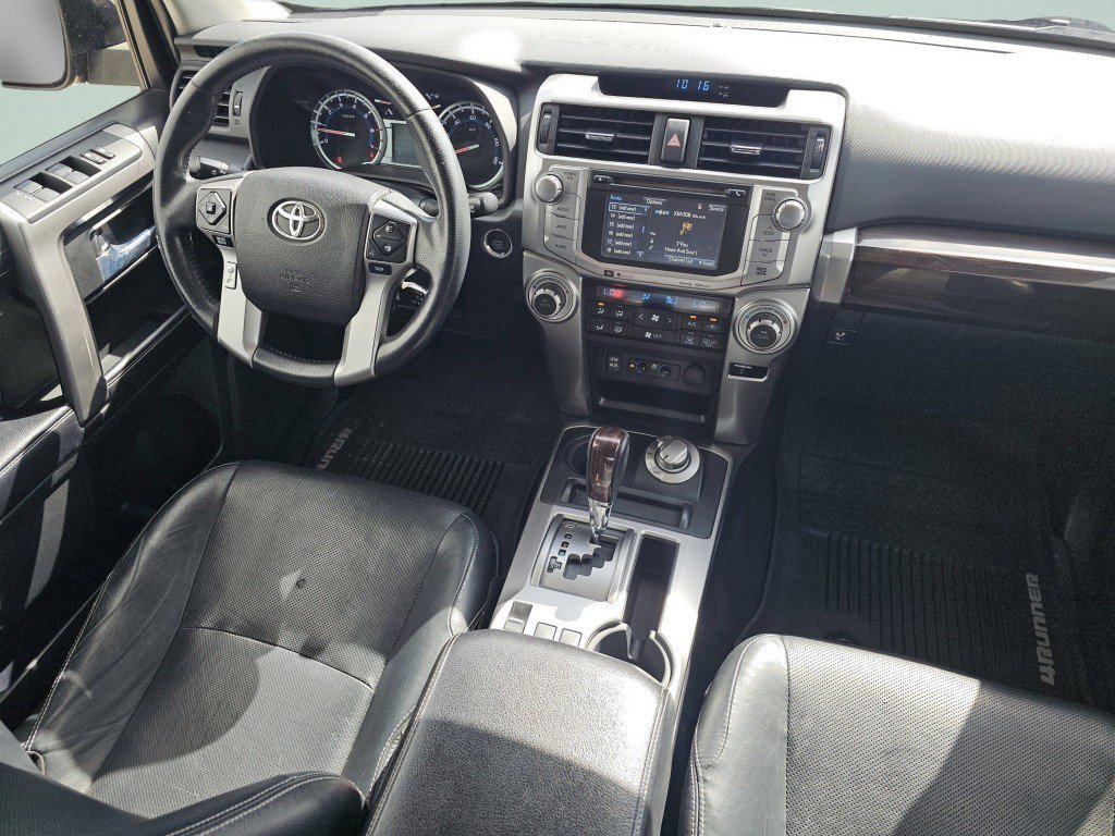 Used 2018 Toyota 4Runner Limited AWD/4WD image 29