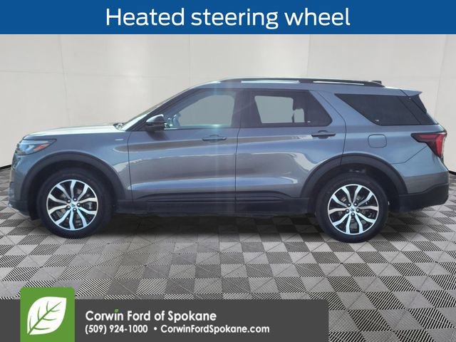 Certified 2025 Ford Explorer ST-Line image 2