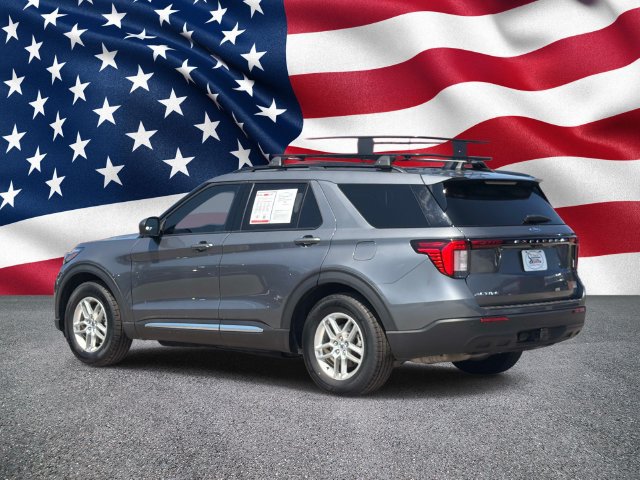 Certified 2025 Ford Explorer Active RWD image 9
