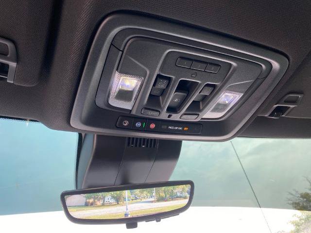 Used 2025 GMC Sierra 1500 AT4 w/ AT4 Premium Package AWD/4WD image 24