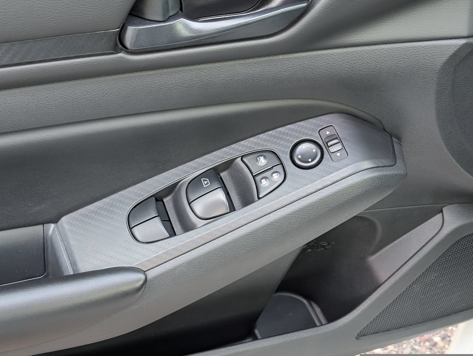Used 2024 Nissan Altima 2.5 S FWD image 18