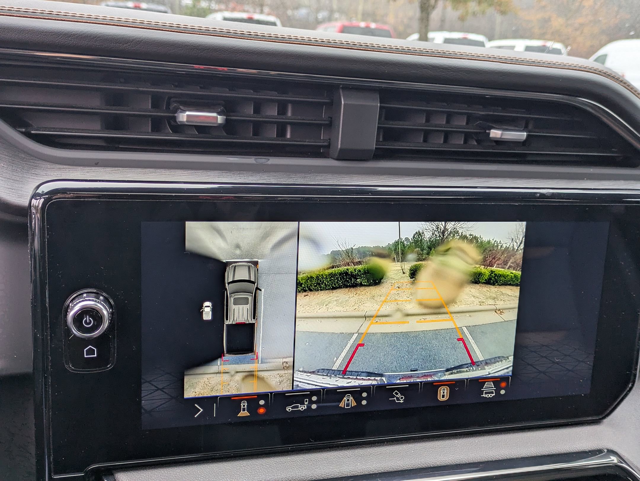 Used 2024 GMC Sierra 1500 AT4 w/ Technology Package image 23