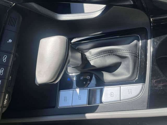 Used 2023 Hyundai Elantra SEL w/ Convenience Package FWD image 31