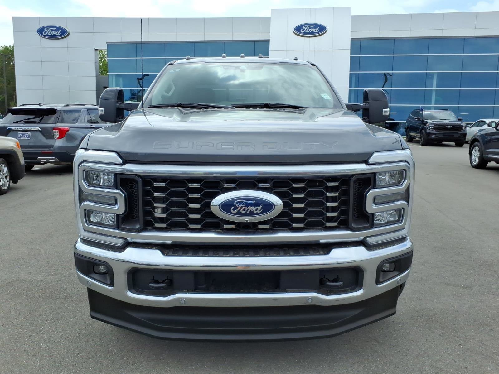 Certified 2024 Ford F350 Lariat w/ Lariat Ultimate Package image 8