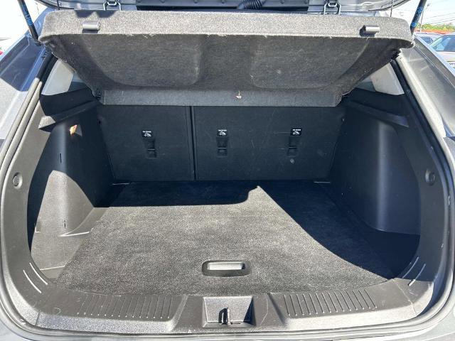 Used 2024 Chevrolet Trax LT w/ Driver Confidence Package FWD image 19