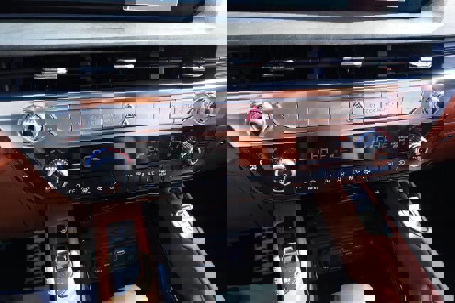 Used 2024 Kia Telluride SX Prestige X-Line image 30