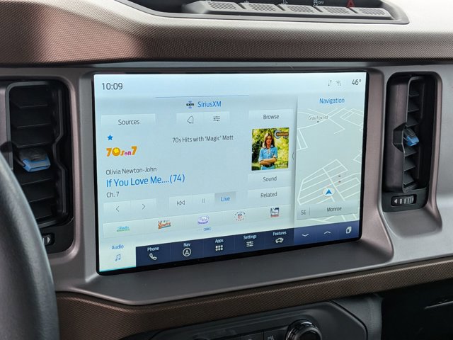 Certified 2023 Ford Bronco Outer Banks w/ Sasquatch Package image 19