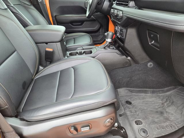 Used 2025 Jeep Gladiator Sport AWD/4WD image 13