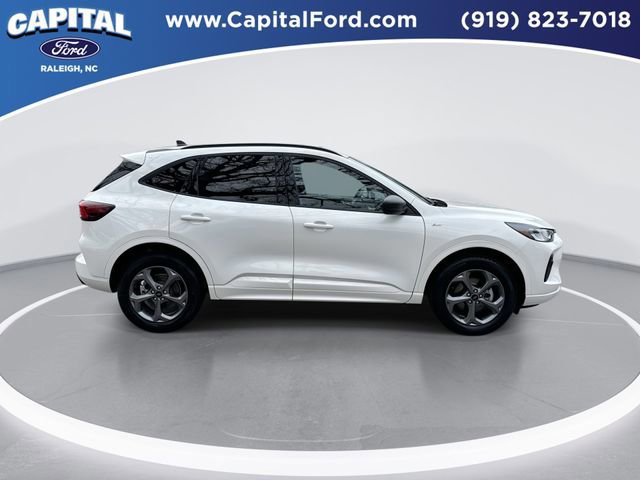 Certified 2024 Ford Escape ST-Line w/ Tech Pack #1 image 7