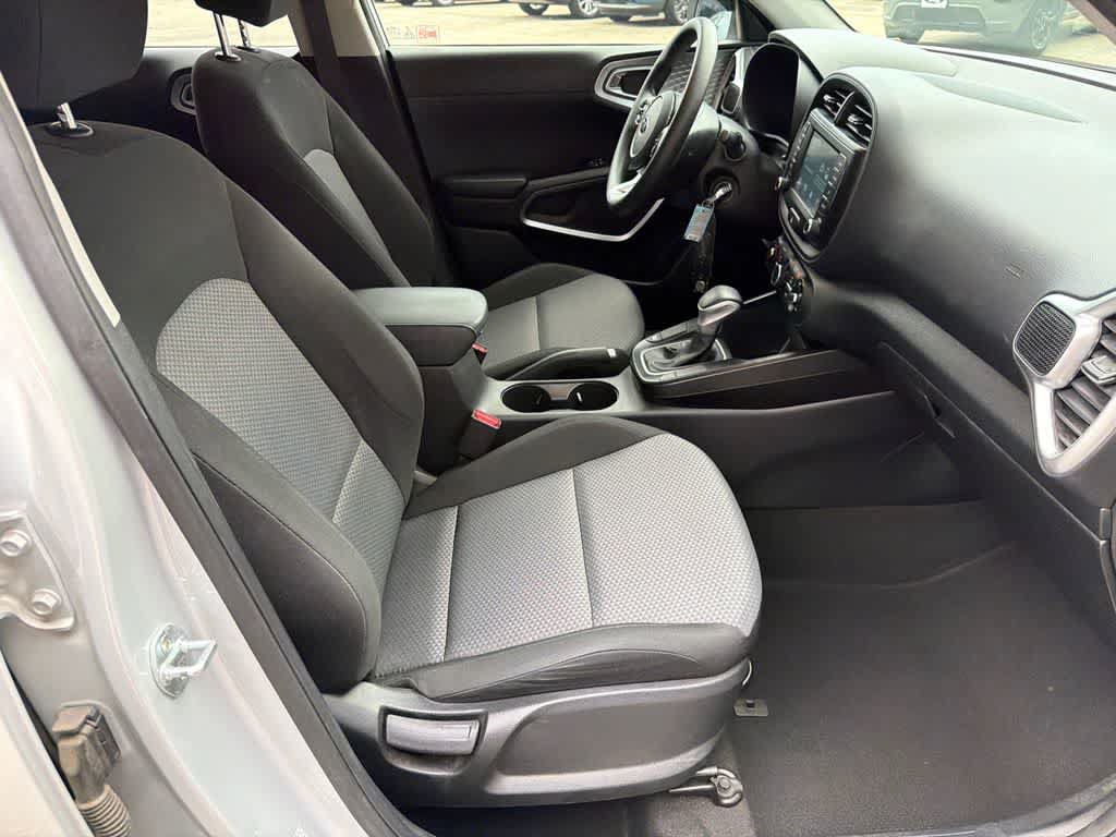 Used 2021 Kia Soul LX FWD image 12