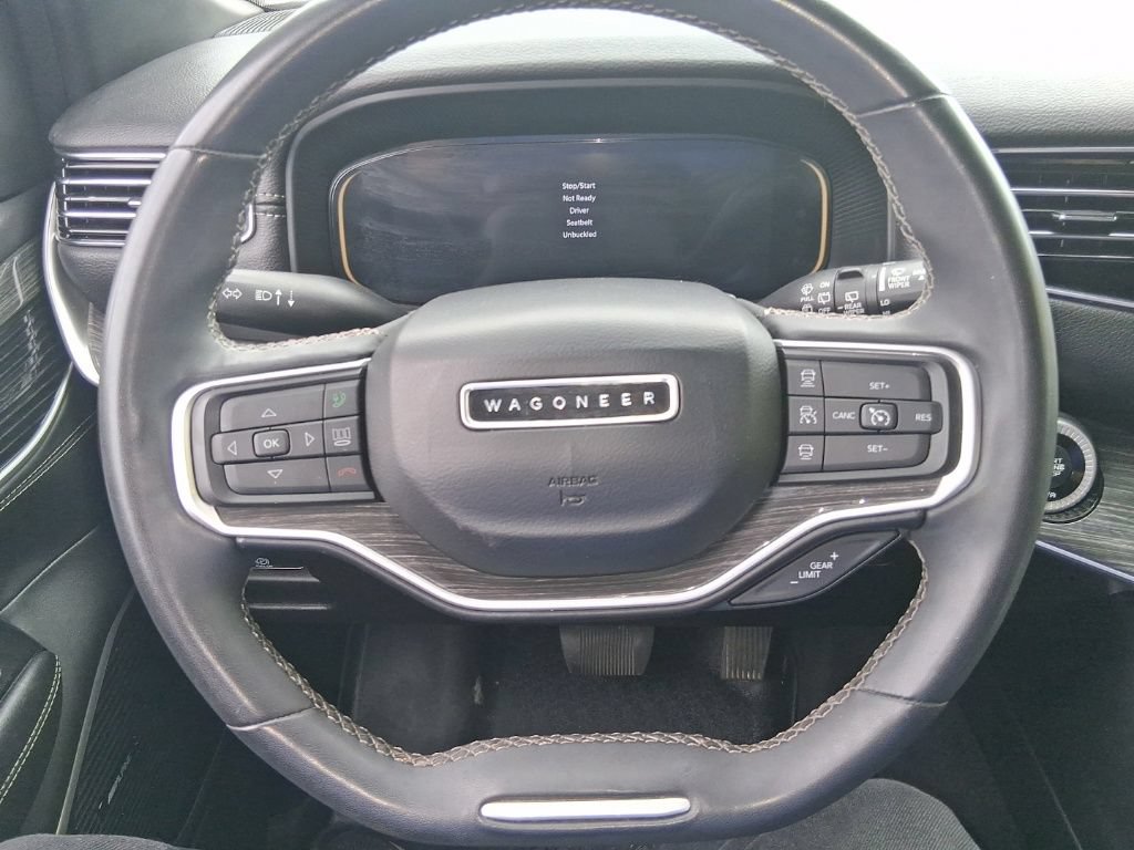 Used 2022 Jeep Wagoneer Series III AWD/4WD image 14