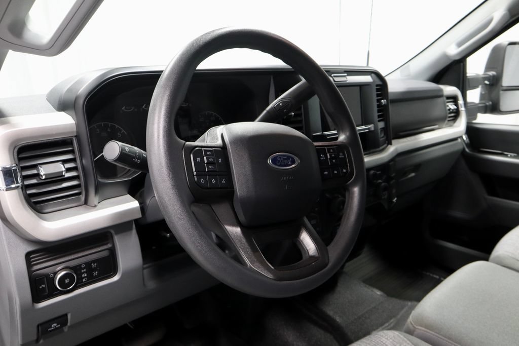 Certified 2025 Ford F350 XLT w/ FX4 Off-Road Package AWD/4WD image 24