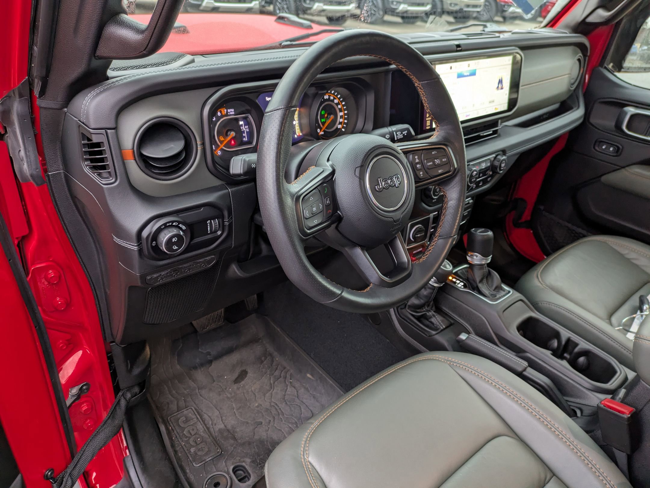 Used 2024 Jeep Gladiator Mojave image 15