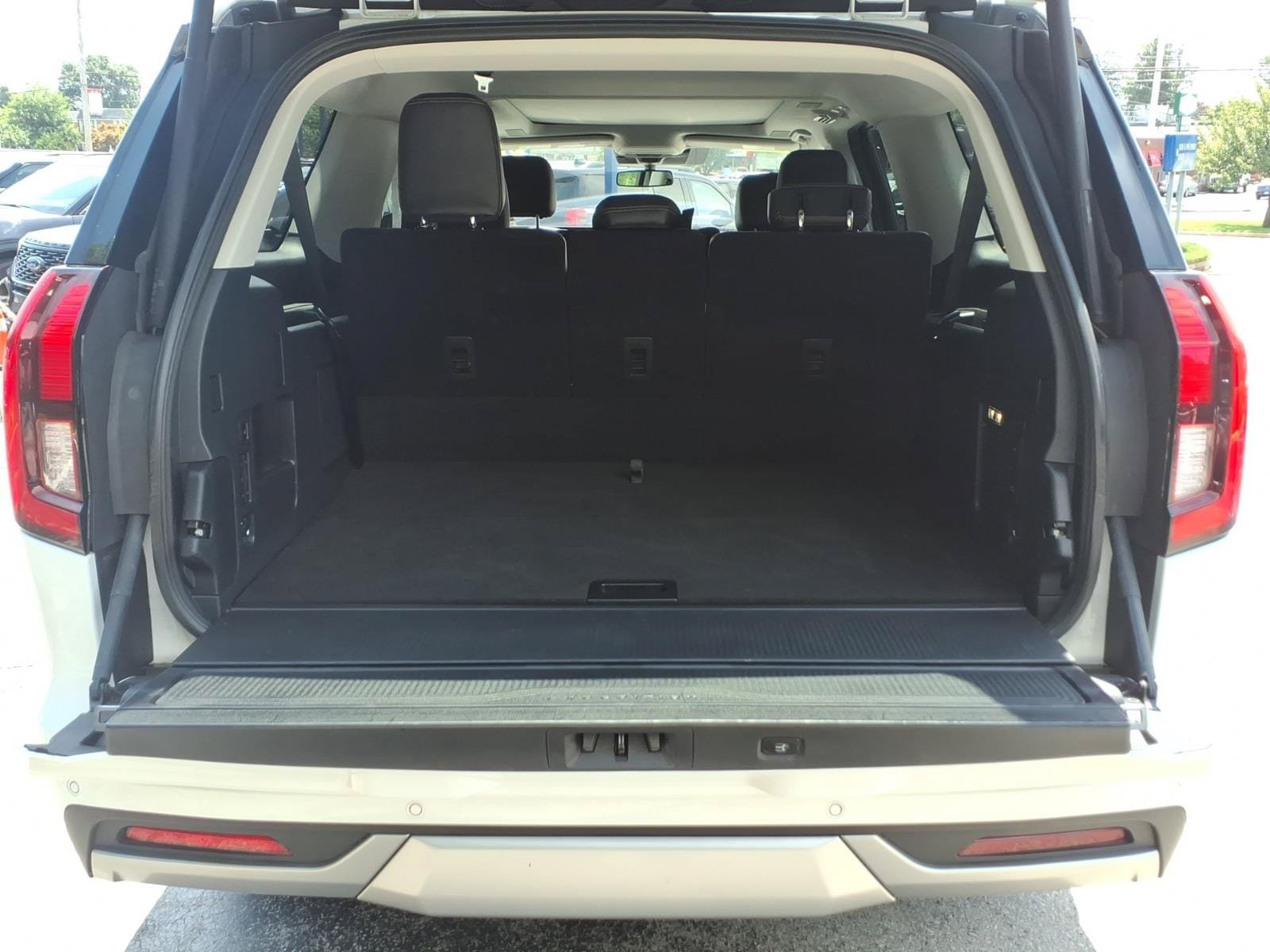 Certified 2025 Ford Expedition Max Platinum AWD/4WD image 30