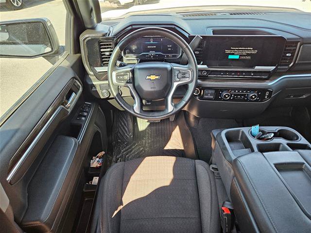 Used 2024 Chevrolet Silverado 1500 LT RWD image 7