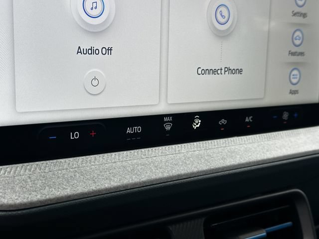 Certified 2025 Ford Maverick XLT w/ Equipment Group 302A AWD/4WD image 23