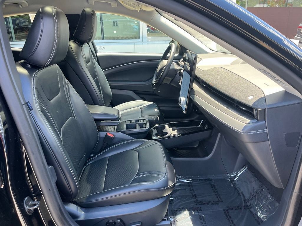 Certified 2025 Ford Mustang Mach-E Premium AWD/4WD image 22
