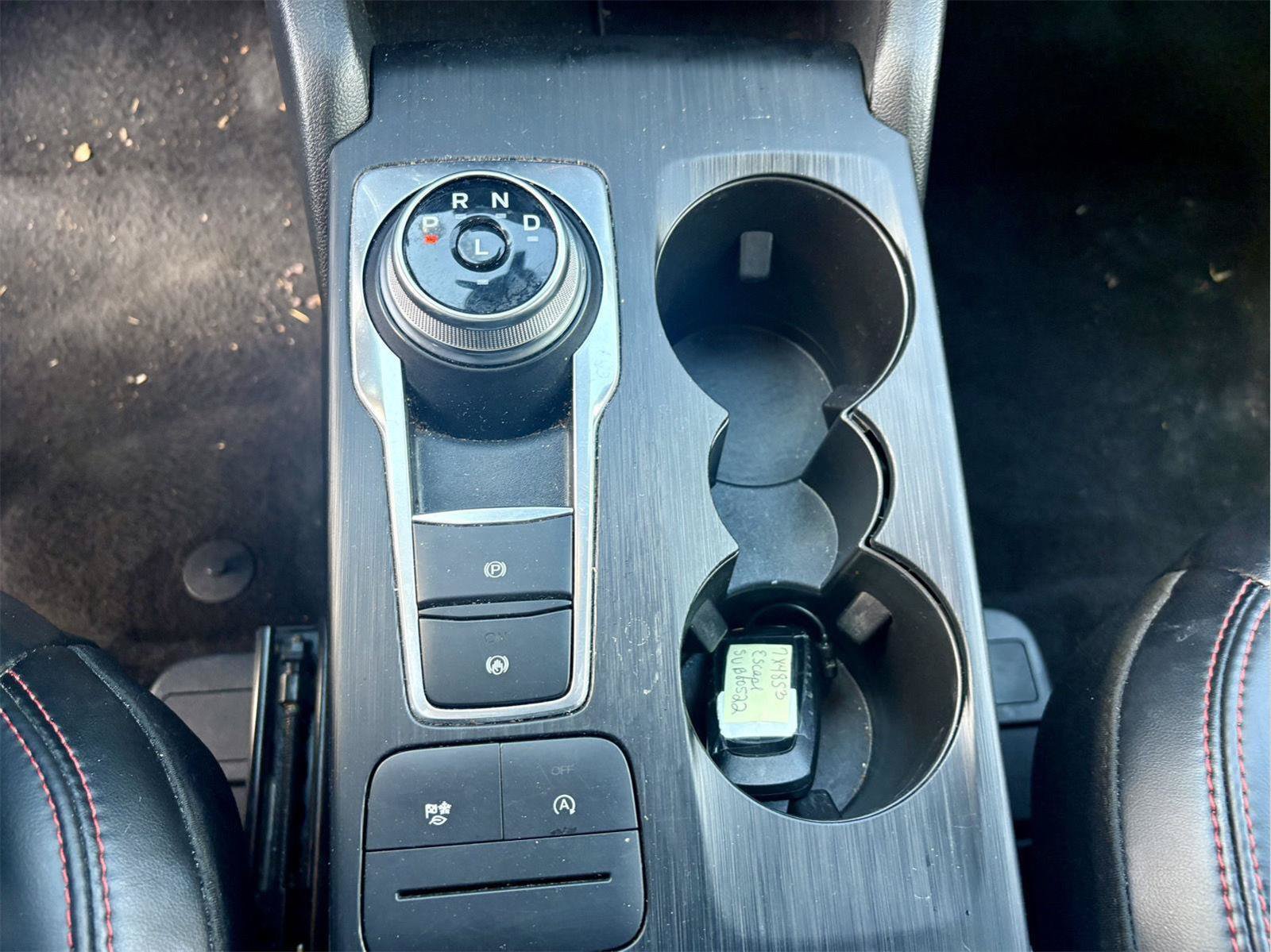Certified 2025 Ford Escape ST-Line Select AWD/4WD image 14