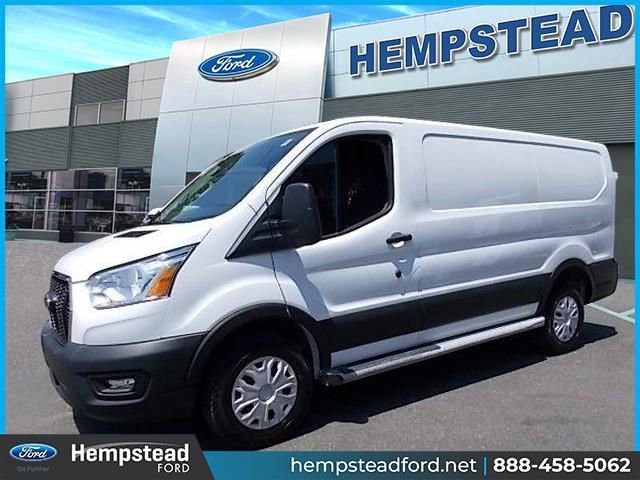 Certified 2024 Ford Transit 250 Low Roof w/ Exterior Upgrade Package image 4