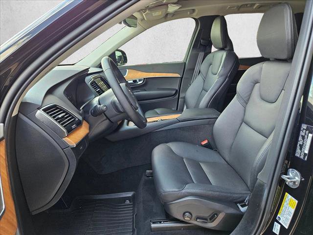 Used 2024 Volvo XC90 B5 Plus w/ Protection Package Premier AWD/4WD image 18
