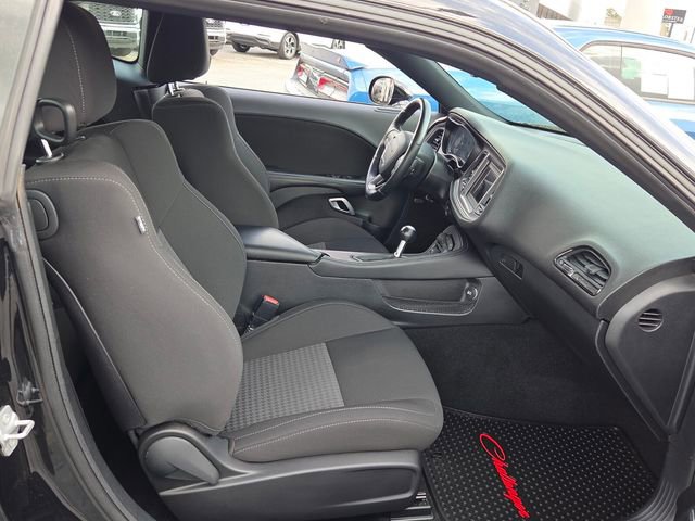 Used 2023 Dodge Challenger R/T w/ Blacktop Package image 15