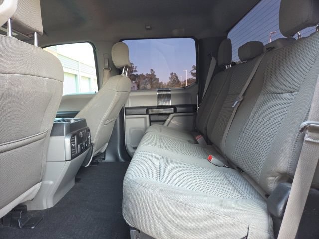 Certified 2019 Ford F250 XLT w/ XLT Premium Package AWD/4WD image 24