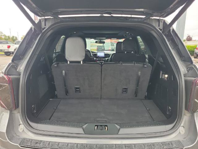 Certified 2023 Ford Explorer ST-Line w/ Class IV Trailer Tow Package AWD/4WD image 8