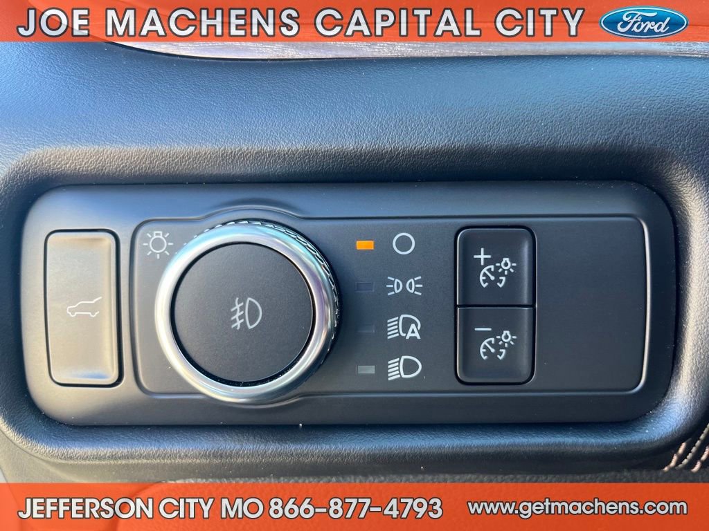 Certified 2022 Ford Explorer Platinum w/ Equipment Group 601A image 22