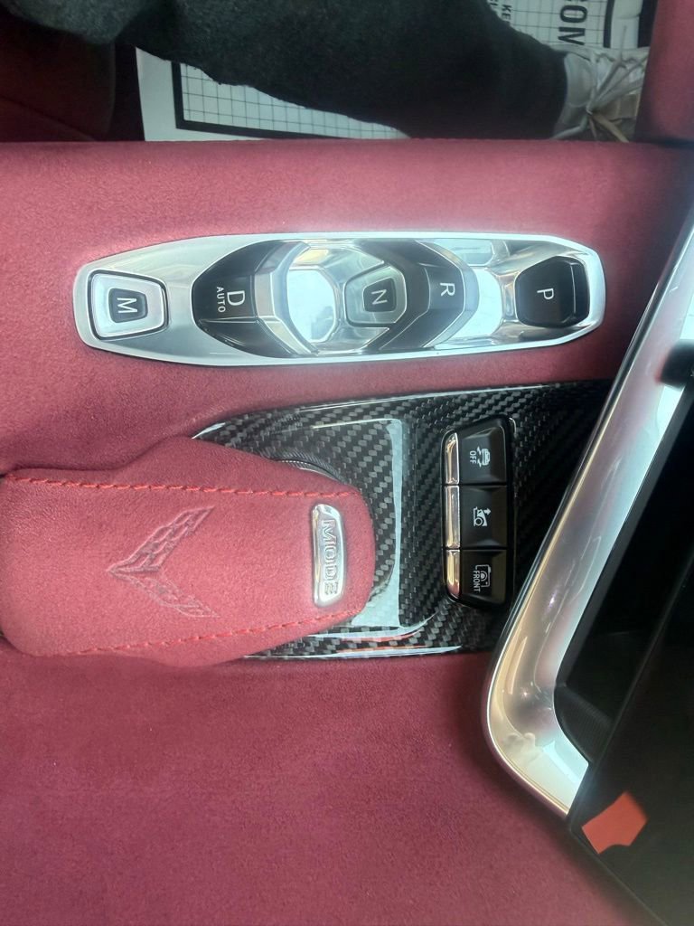 Used 2020 Chevrolet Corvette Stingray Premium Cpe w/ 3LT Preferred Equipment Group image 27