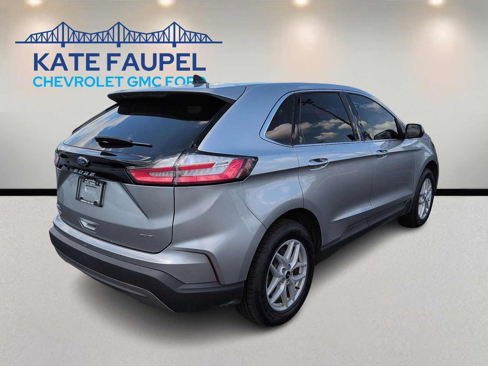 Certified 2023 Ford Edge SEL w/ Convenience Package AWD/4WD image 7