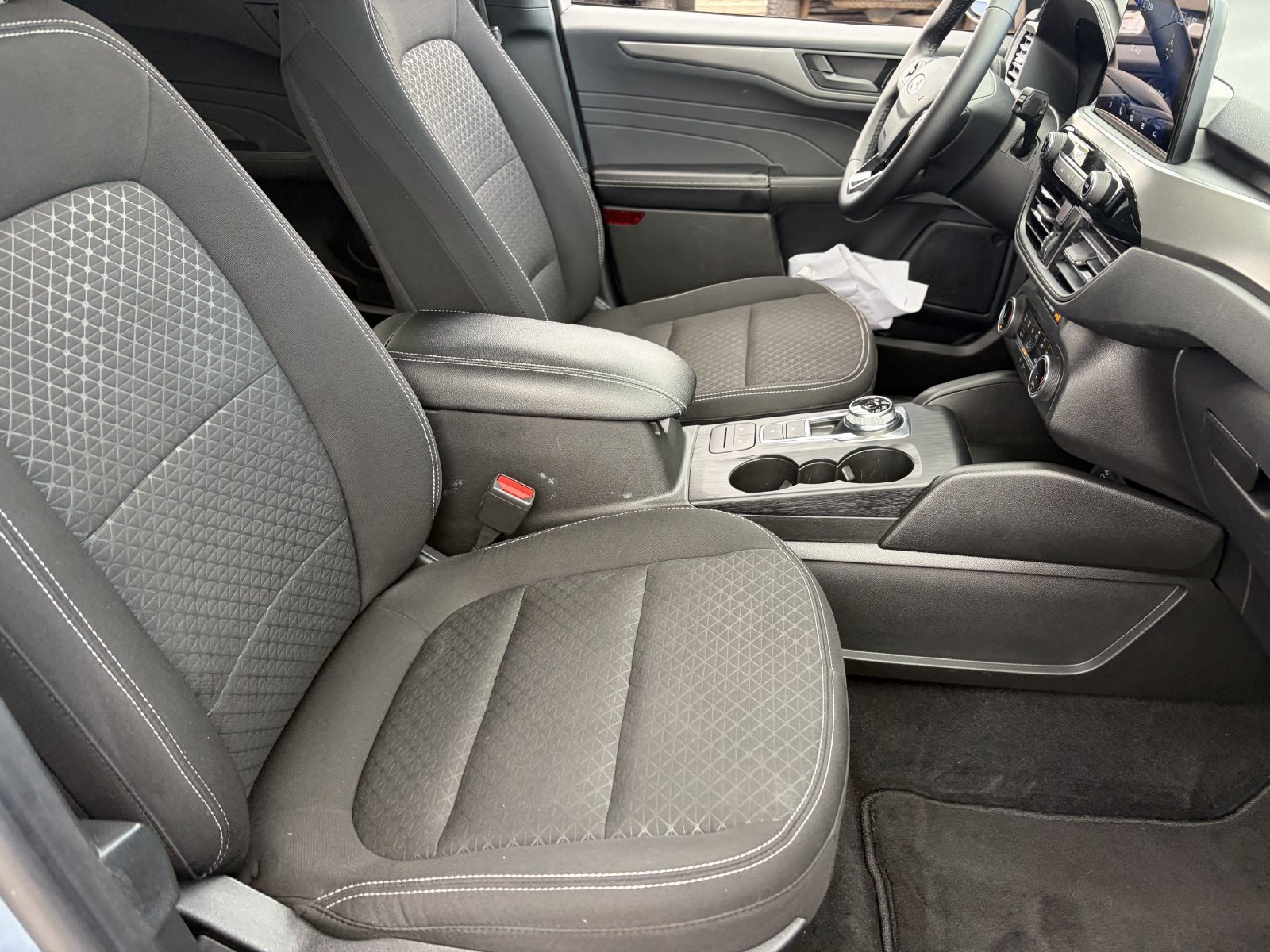 Certified 2024 Ford Escape Active FWD image 13
