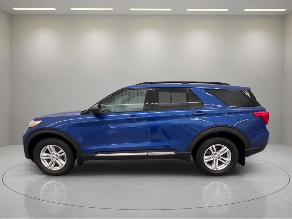Certified 2020 Ford Explorer XLT w/ Equipment Group 202A AWD/4WD image 8
