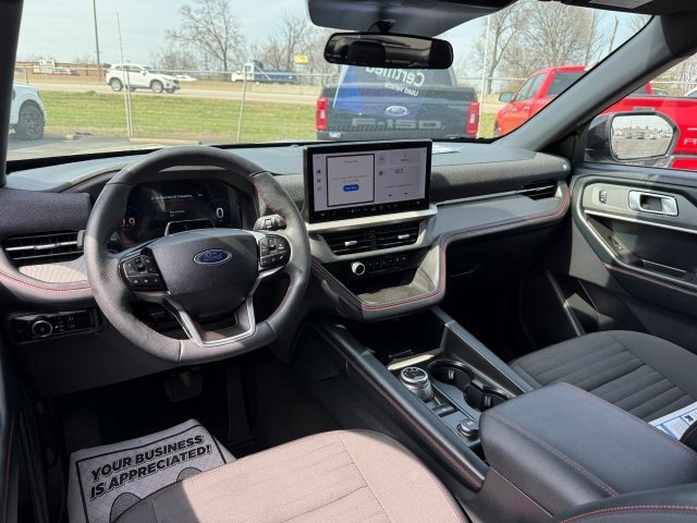 Certified 2025 Ford Explorer ST-Line w/ ST-Line Street Pack image 20
