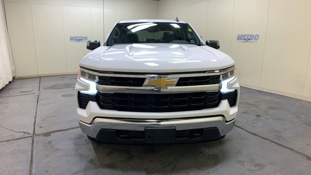 Used 2023 Chevrolet Silverado 1500 LT image 9