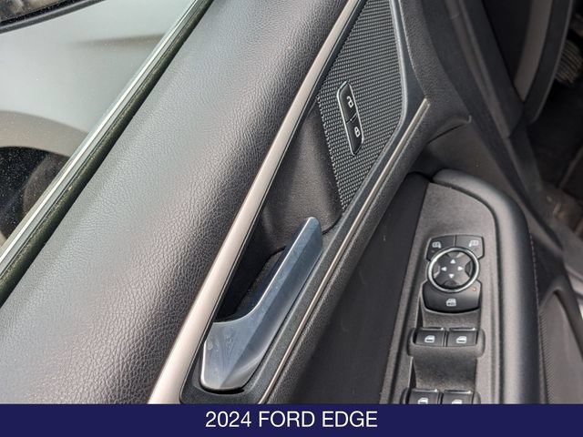 Certified 2024 Ford Edge SEL AWD/4WD image 11