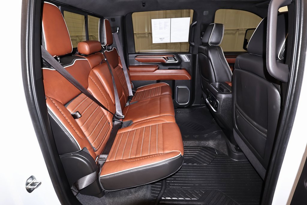 Used 2024 GMC Sierra 3500 Denali Ultimate image 20